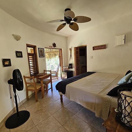 Kudehya Guesthouse Treasure Beach Zewnętrze zdjęcie