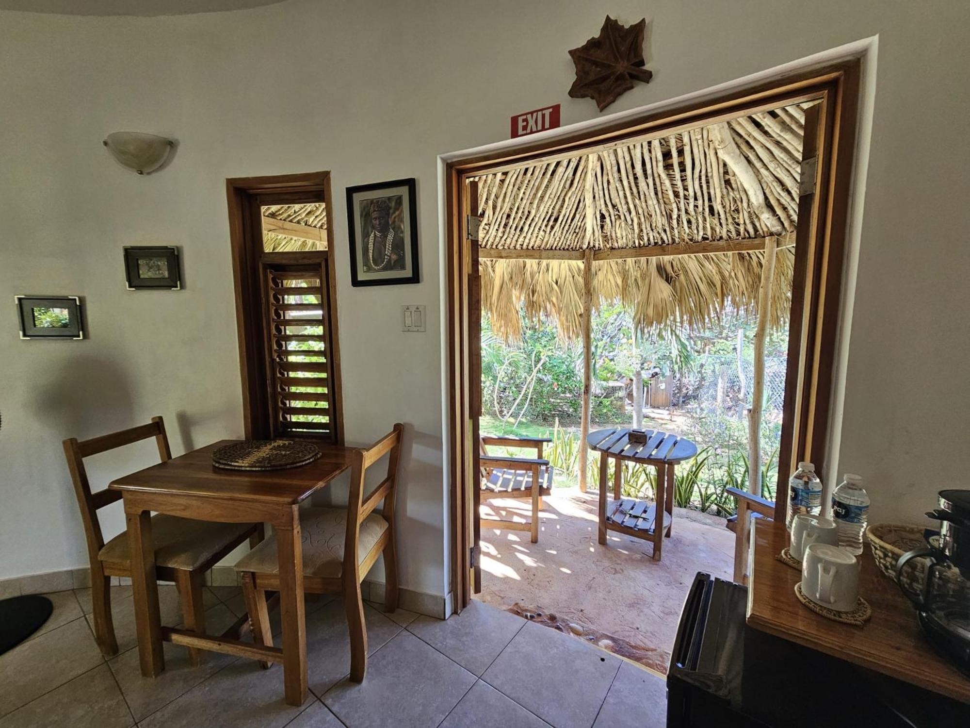 Kudehya Guesthouse Treasure Beach Zewnętrze zdjęcie