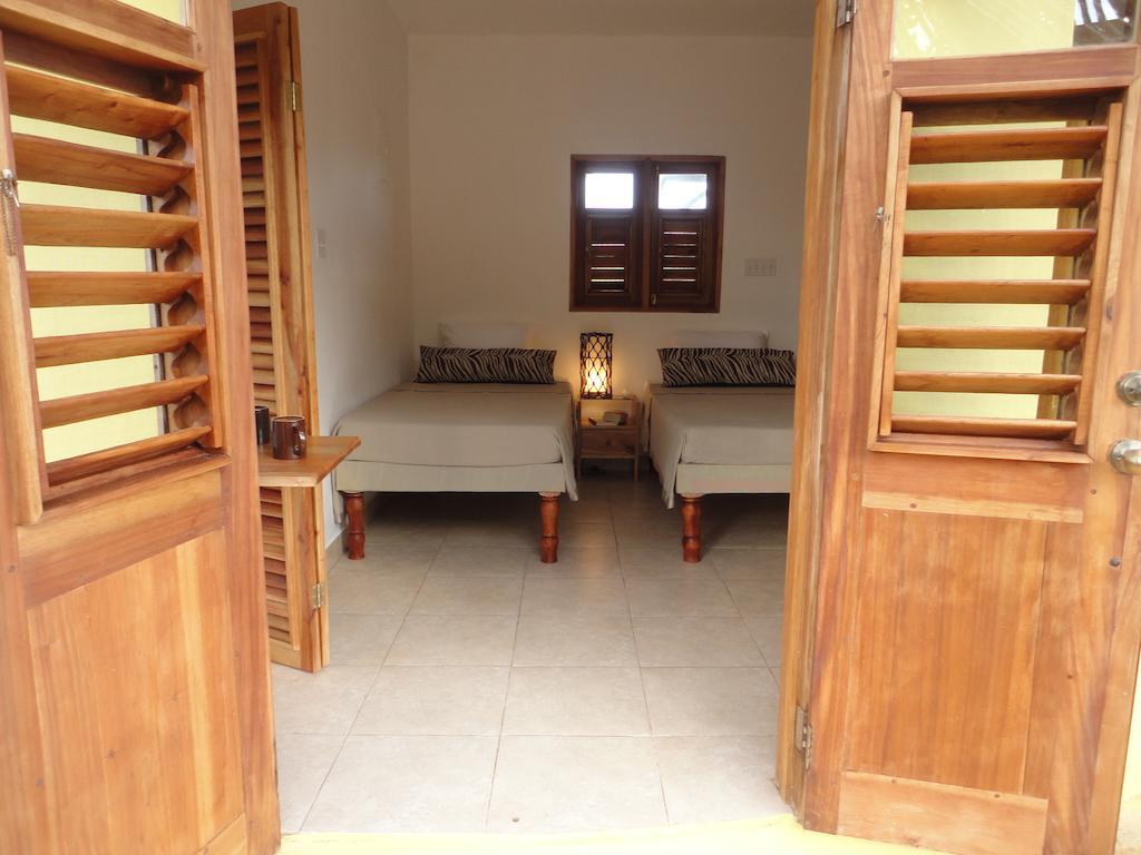 Kudehya Guesthouse Treasure Beach Pokój zdjęcie